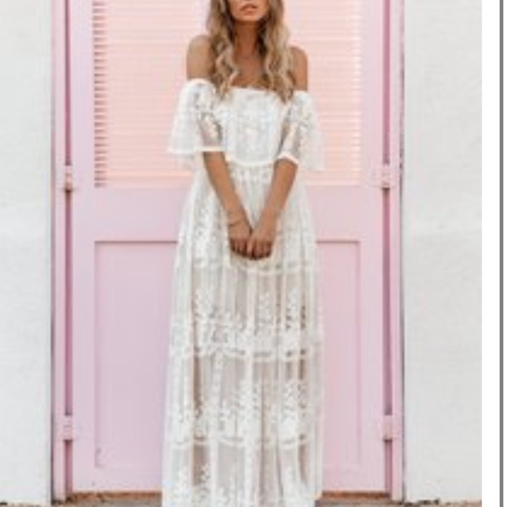 Off the shoulder lace maxi dress size small